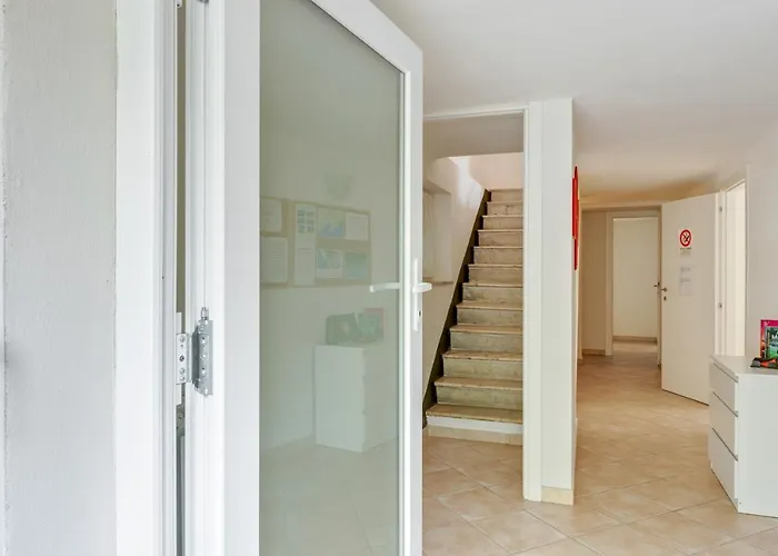 アパート Guesthost - Migliarina Con Terrazzo