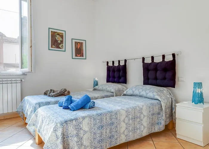 Guesthost - Migliarina Con Terrazzo *